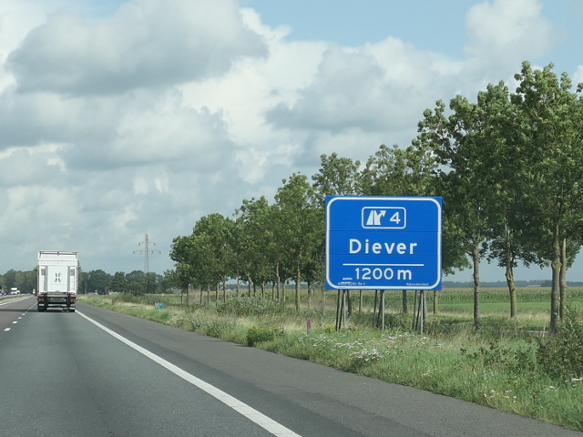 P1110713a32nx4