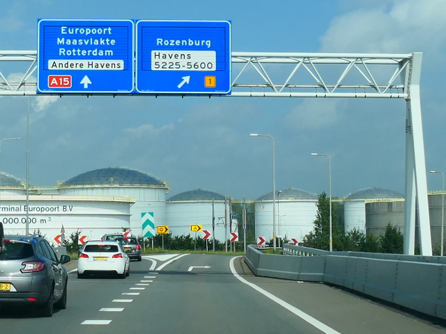 P1120472n57nx0