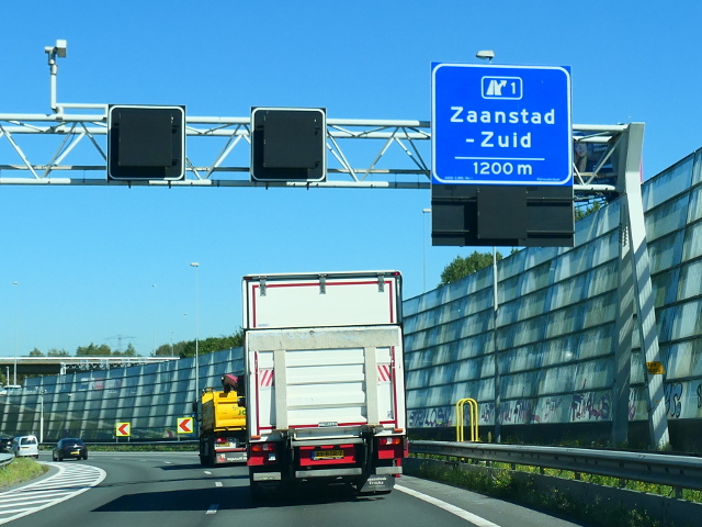 P1120680a8nx1