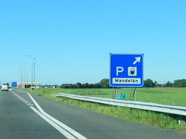 P1120853a32nmandelan