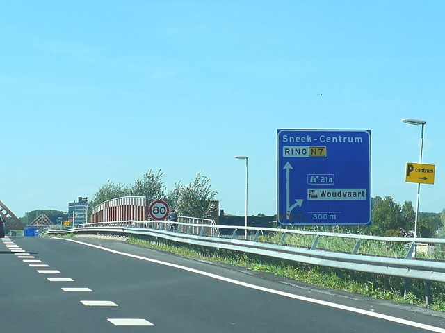 P1130019a7zx21a