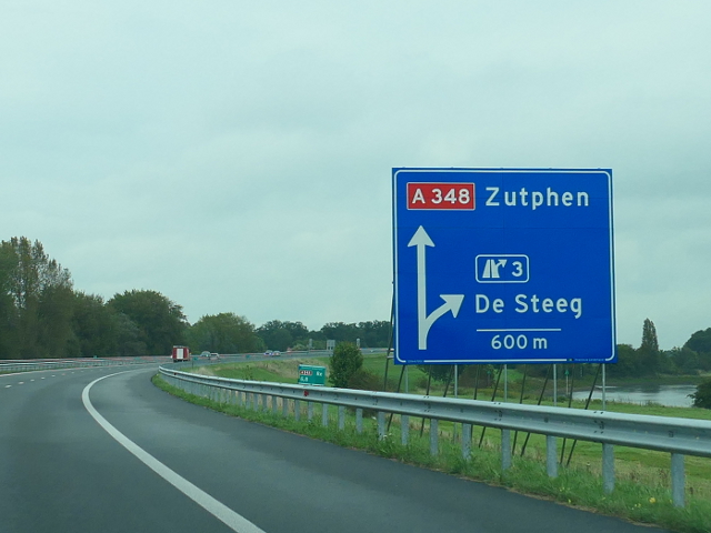 P1140704a348nx3