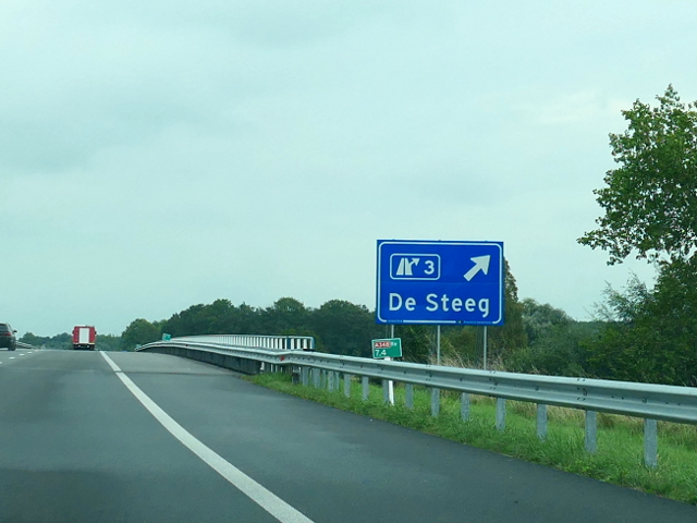 P1140705a348nx3