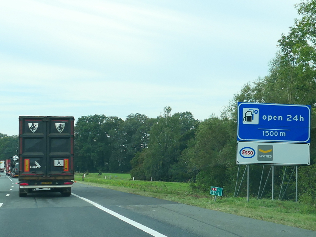 P1150472a1wx32