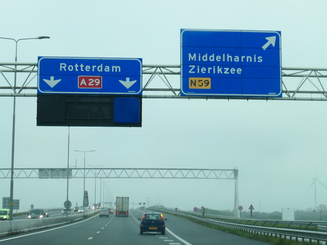 P1170625a29nhellegats