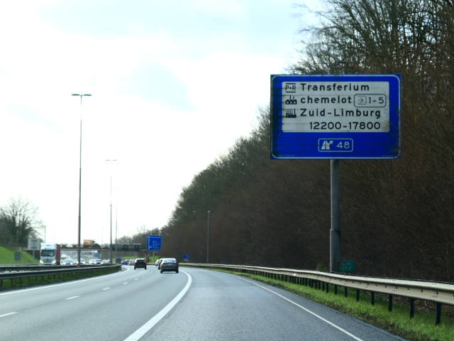 P1220591a2zx48