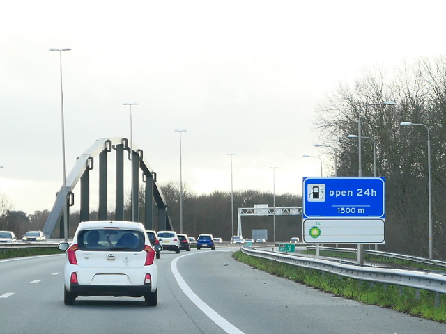 P1220611a2zvossedal