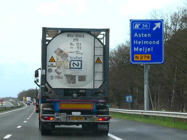P1220983a67wx36