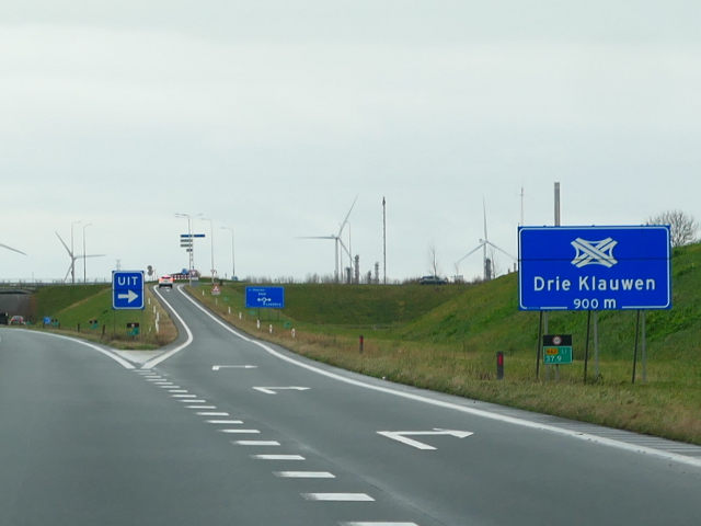 P1230167n62zdrieklauwen