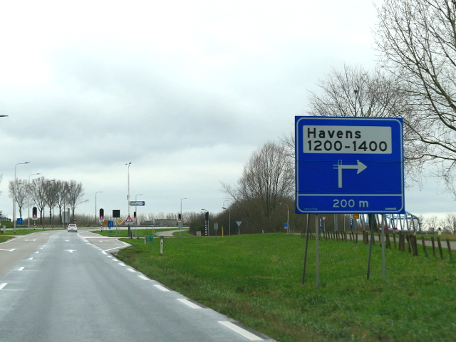 P1230280n61wx3