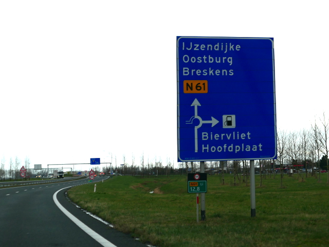 P1230295n61wx8