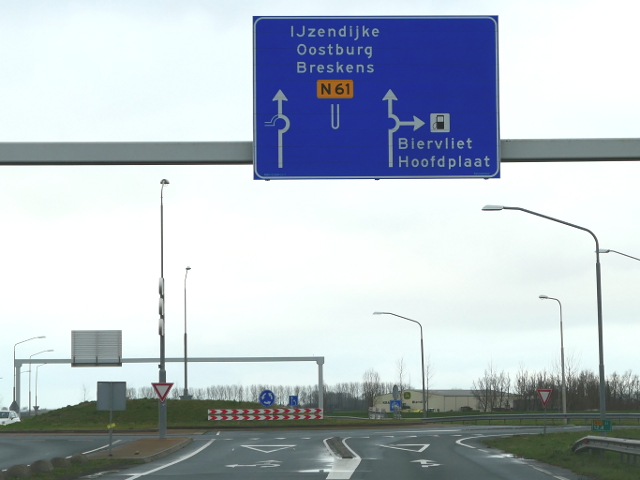 P1230296n61wx8