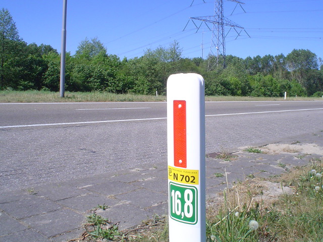 DSC09803n702