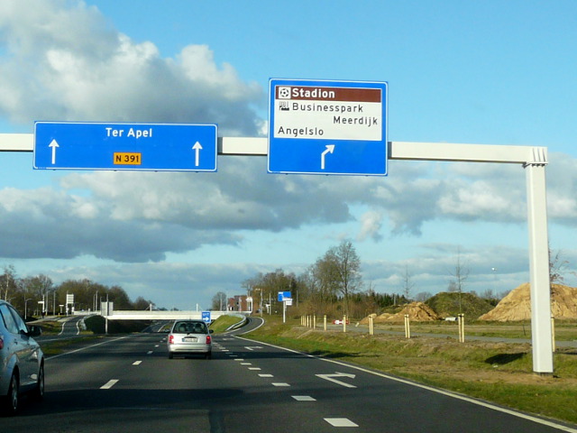 P1140128n391emmen
