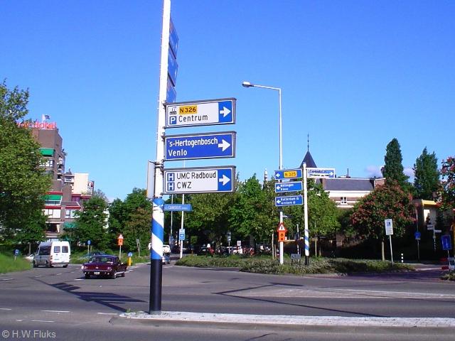 n326