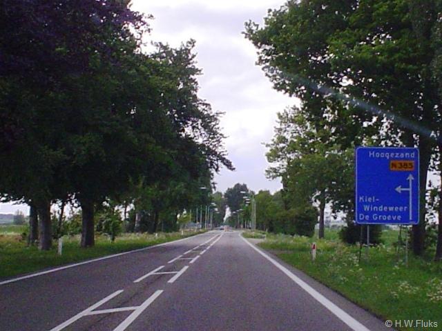 n385