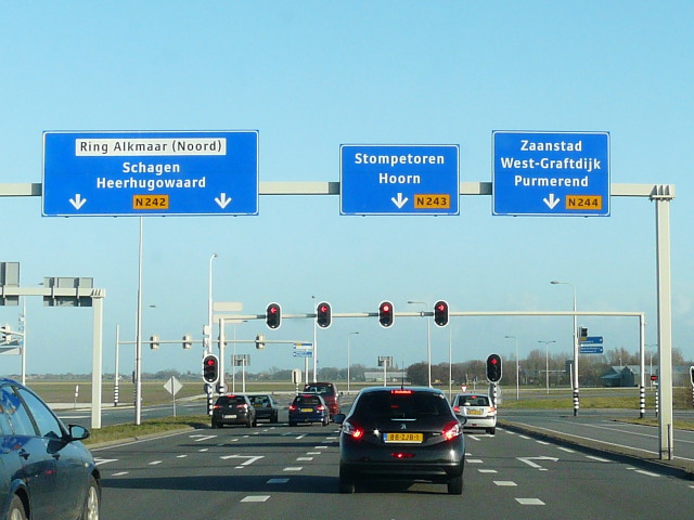 P1130388n242n243n244