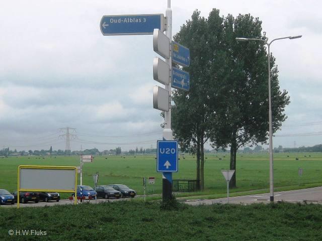 u20