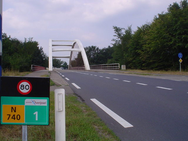 DSC07644n740