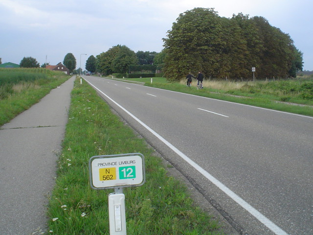 DSC07902n562