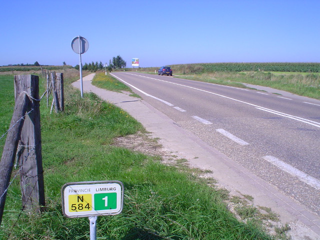 DSC08077n584fietspadhoudtop