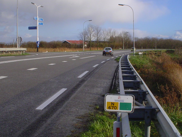 DSC08504n670