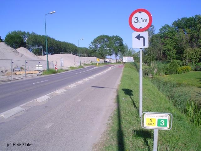 n407