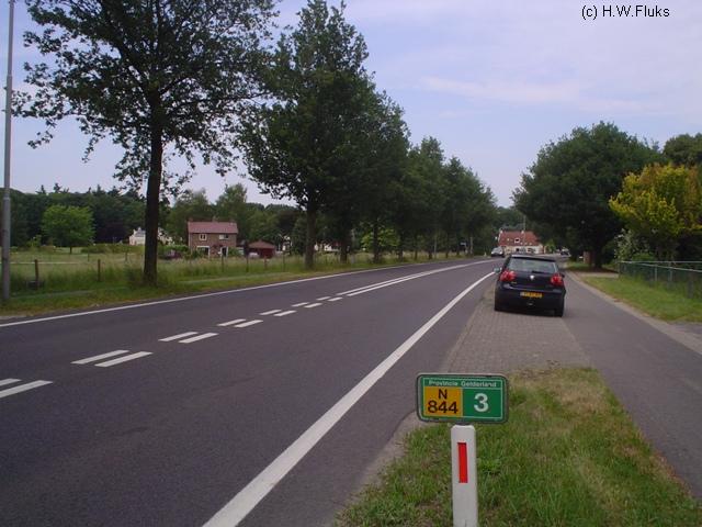 n844
