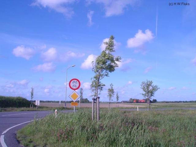 n997