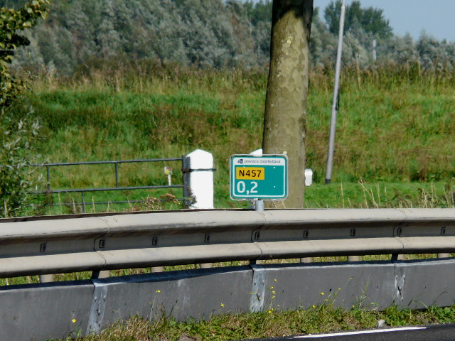 P1270679n457