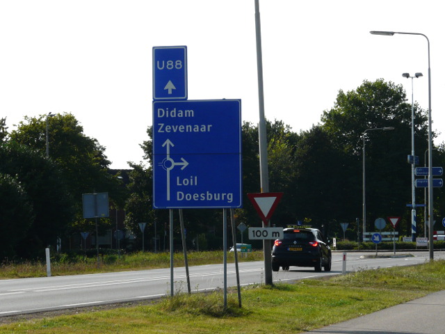 P1280008u88