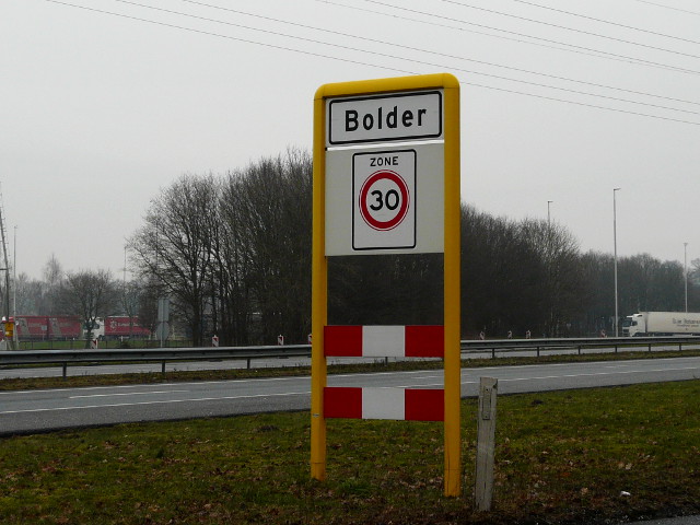 P1120945bolder