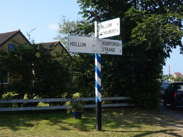 DSC01057antiekhollum1