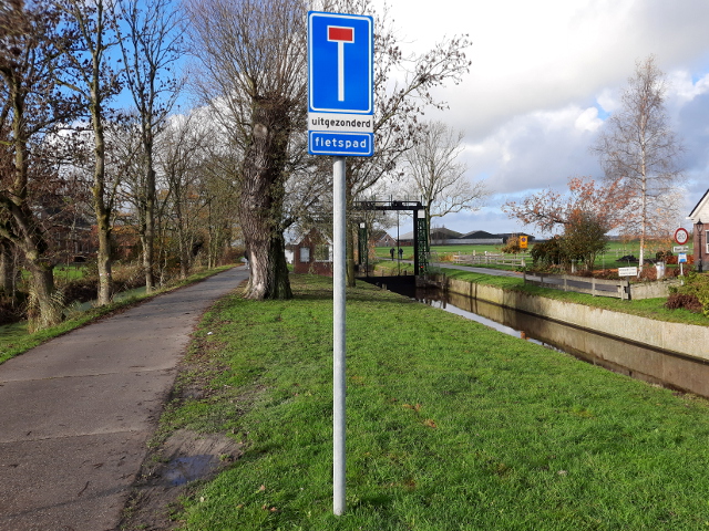 20251109_131858tenboeruitgezonderdfietspad