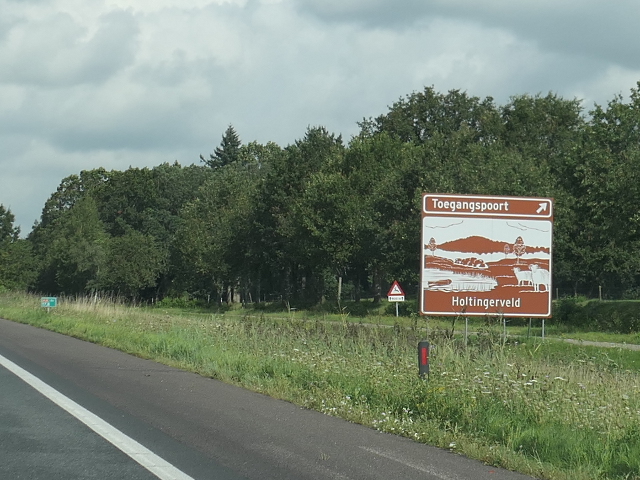 P1110725bruinholtingerveldtoegangspoort