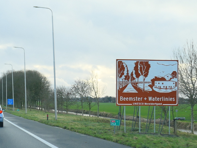 P1220142bruinbeemsterenwaterlinies