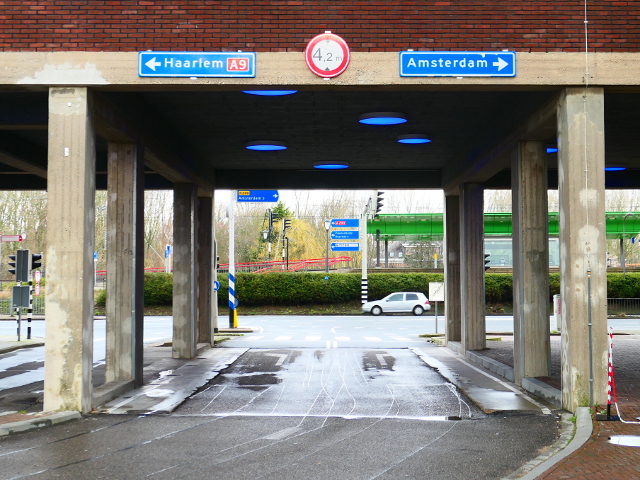 P1250719a9ihalfweg