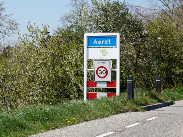 DSC01109aerdt_b