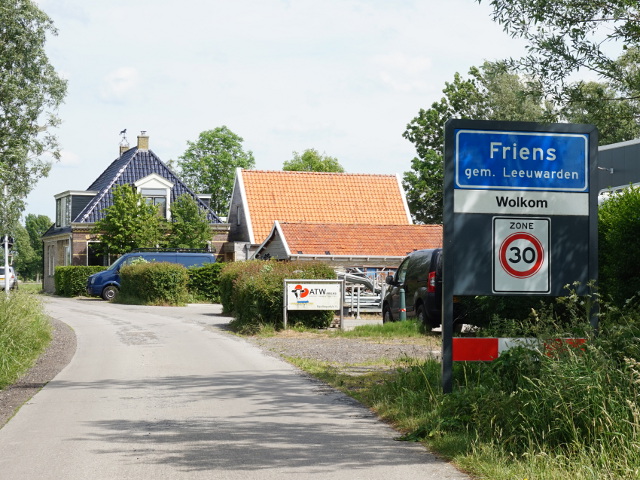DSC02799friens_b