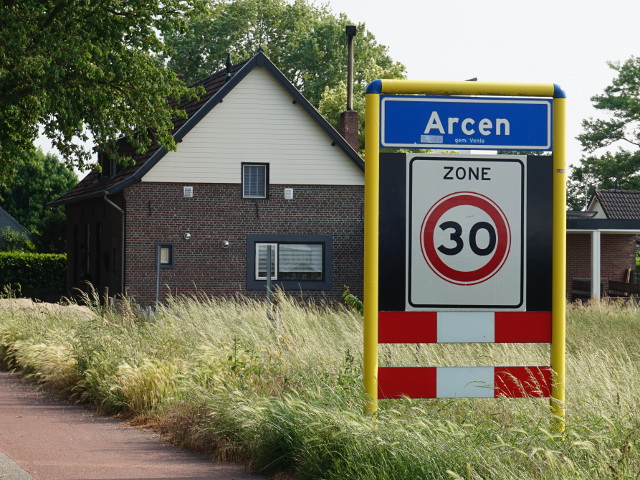 DSC02928arcen_b