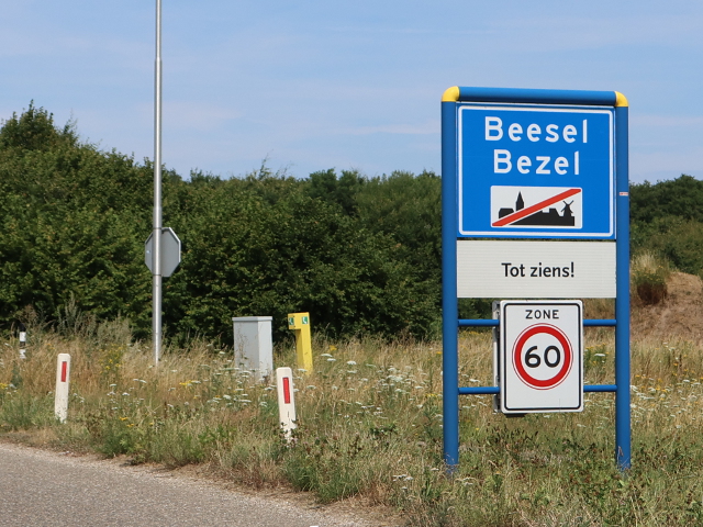 IMG_1927beesel_ee