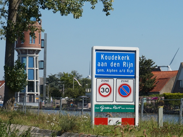 DSC01528koudekerkaandenrijn_b