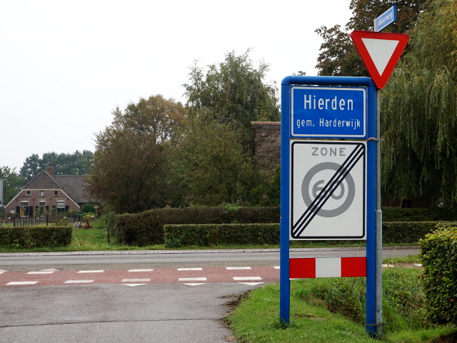 DSC06144hierden_b