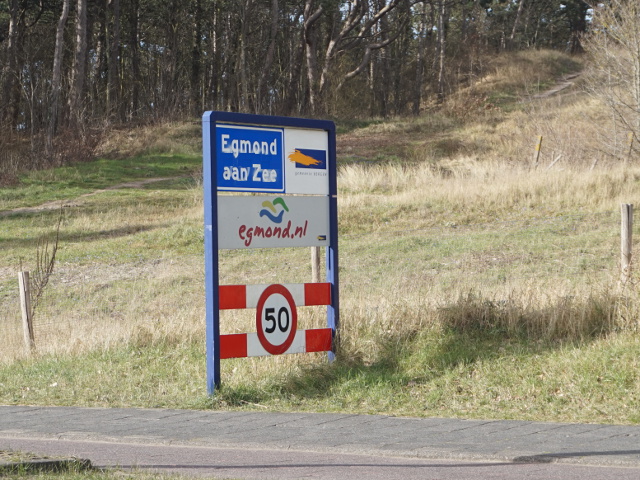 DSC02885egmondaanzee_b
