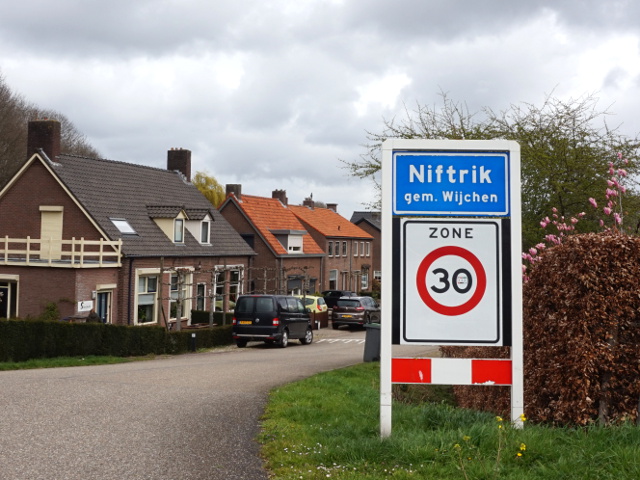 DSC04046niftrik_b