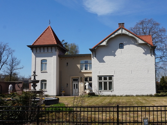 DSC06123budeldorplein_z