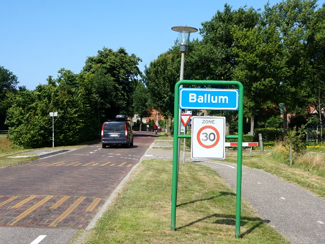 DSC01077ballum_b