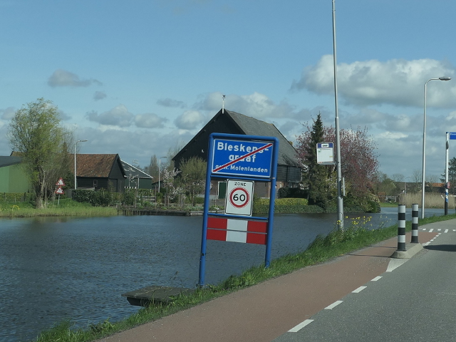 P1010292bleskensgraaf_e