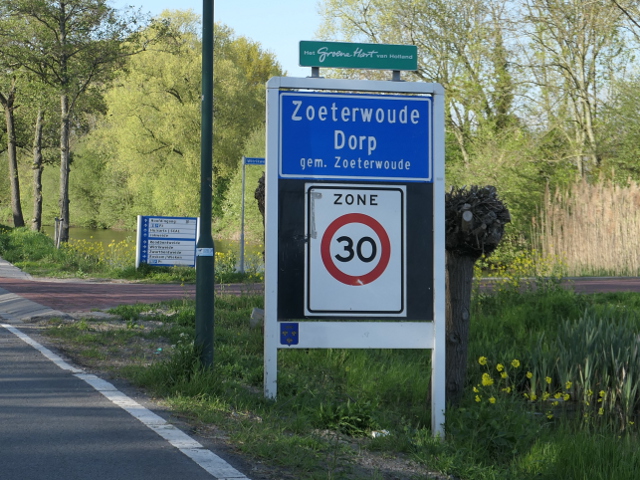 P1030219zoeterwoudedorp_b