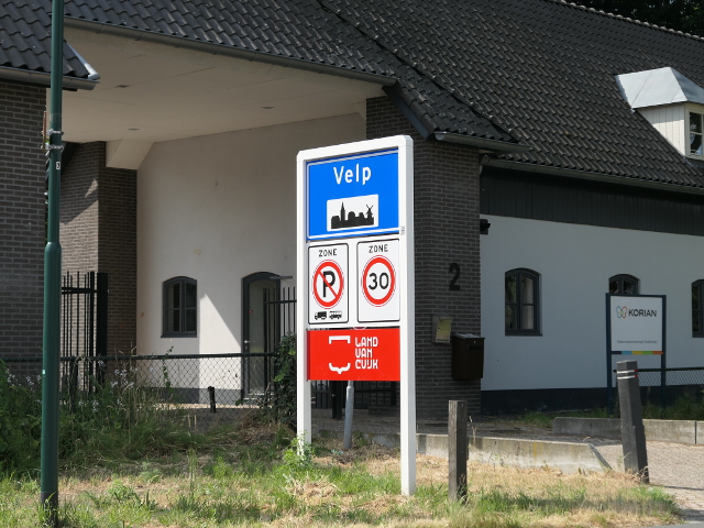 P1070050velp_bb